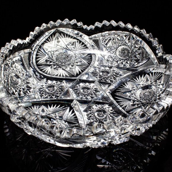 AMERICA Brilliant Crystal Nappy Bowl | Beautiful Intricate Pattern | Excellent - Picture 3 of 9